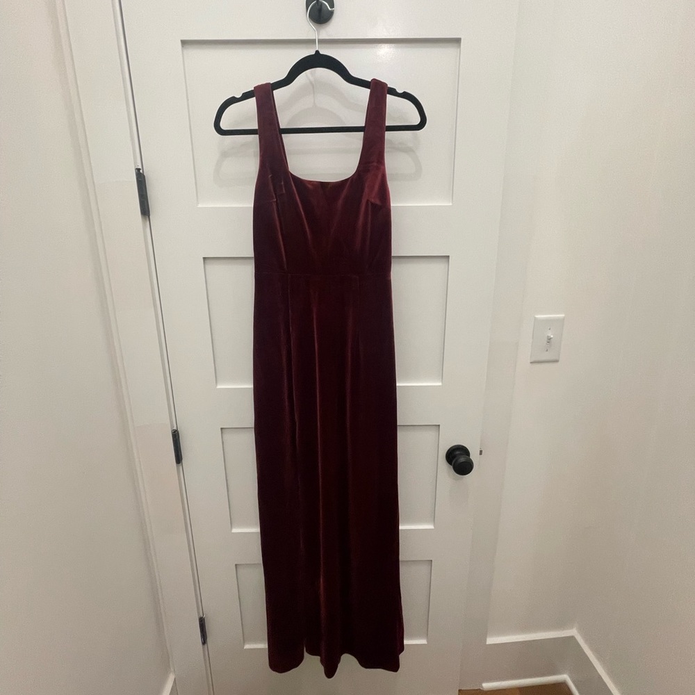 Lulus long velvet dress size s